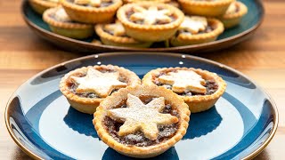 Mincemeat Pies. Delicious Christmas Sweet Mincemeat Pies