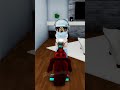 Me hizo vender la casa #roblox #shorts
