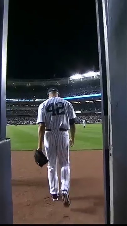 Mariano Rivera Makes Final Entrance At Yankee Stadium 😢 - YouTube