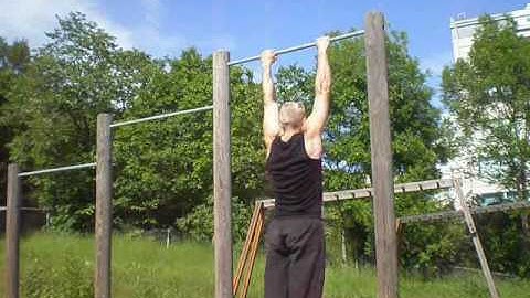 parkour tutorial - strength training for climb-up