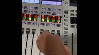 Surface Behringer Wing