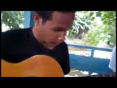 Viral pemuda tuna netra membawakan lagu rhoma irama dengan sangat bagus