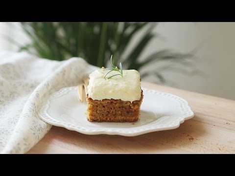 Video: Carrot Cake Na May Honey Glaze