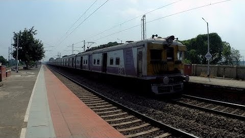 Up HOWRAH BARDDHAMAN Local via Chord Line thrashed DHANIAKHALI HALT