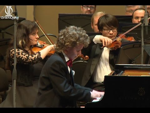 Rachmaninov Piano Concerto No.1 Nikolay Khozyainov Moscow 2016