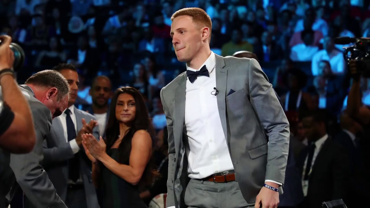 'Hooked on Sports' Feat. Brian Butch