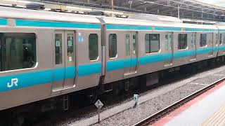 E233系1000番台サイ119編成横浜駅発車