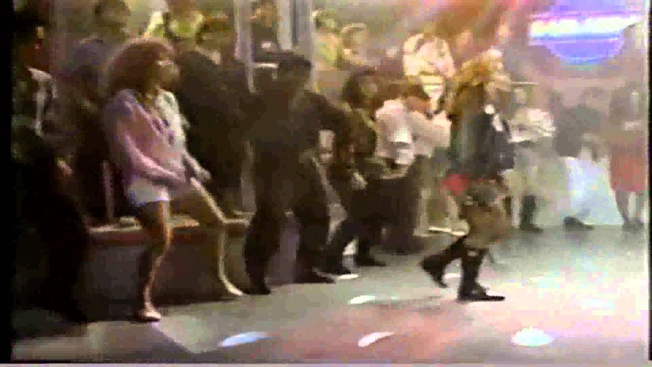 Lisa M - Every Body Dancing Now (HQ)