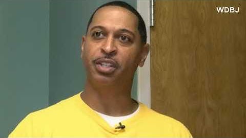 Video: Bacteria robot to sterilize against superbug