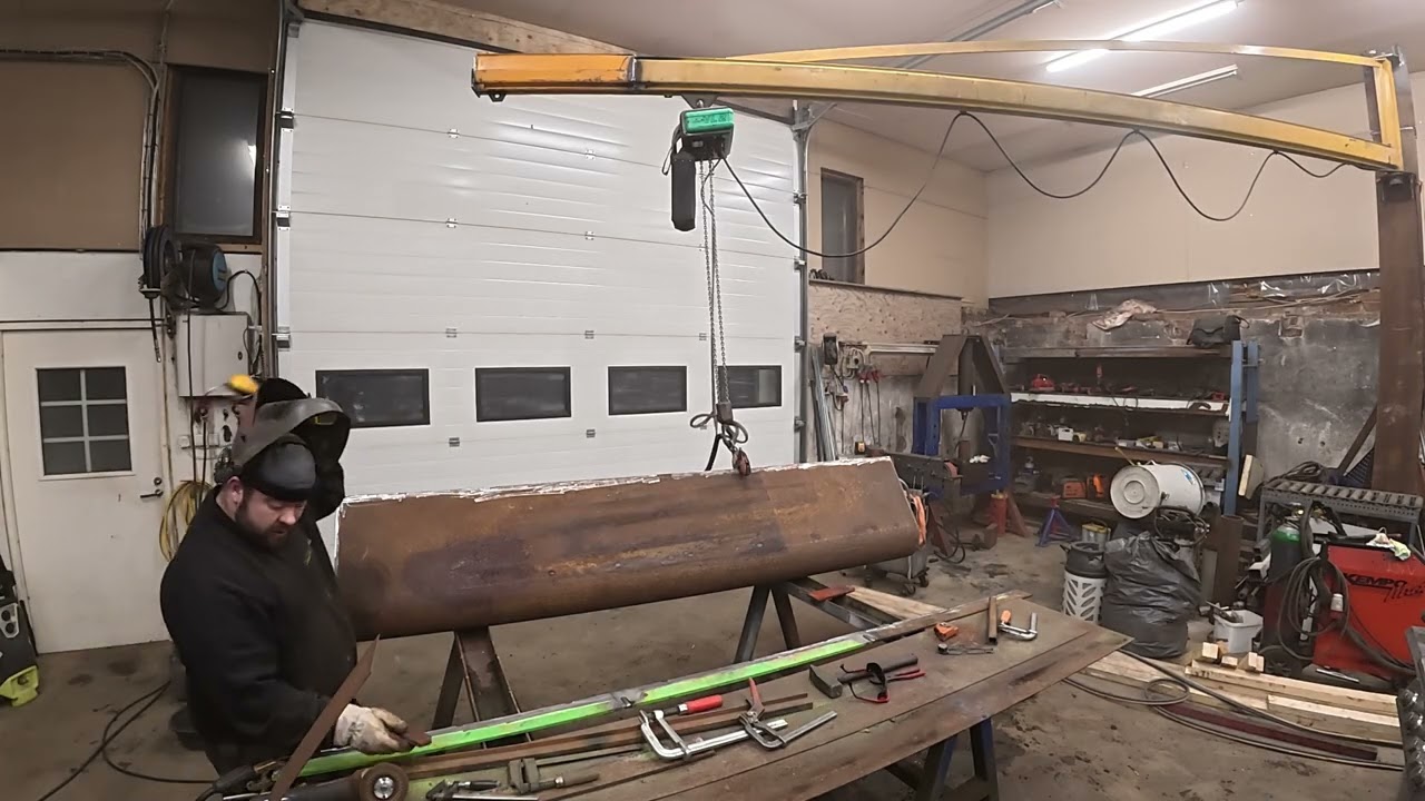 AVANT 528 TEHDÄÄN LUMIKAUHA