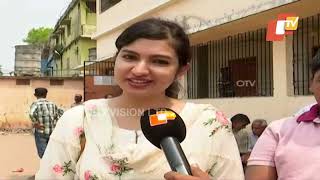 Odisha Urban Polls | Congress MLA Mohammed Moquim’s Daughter Sofia Firdous Casts Her Vote