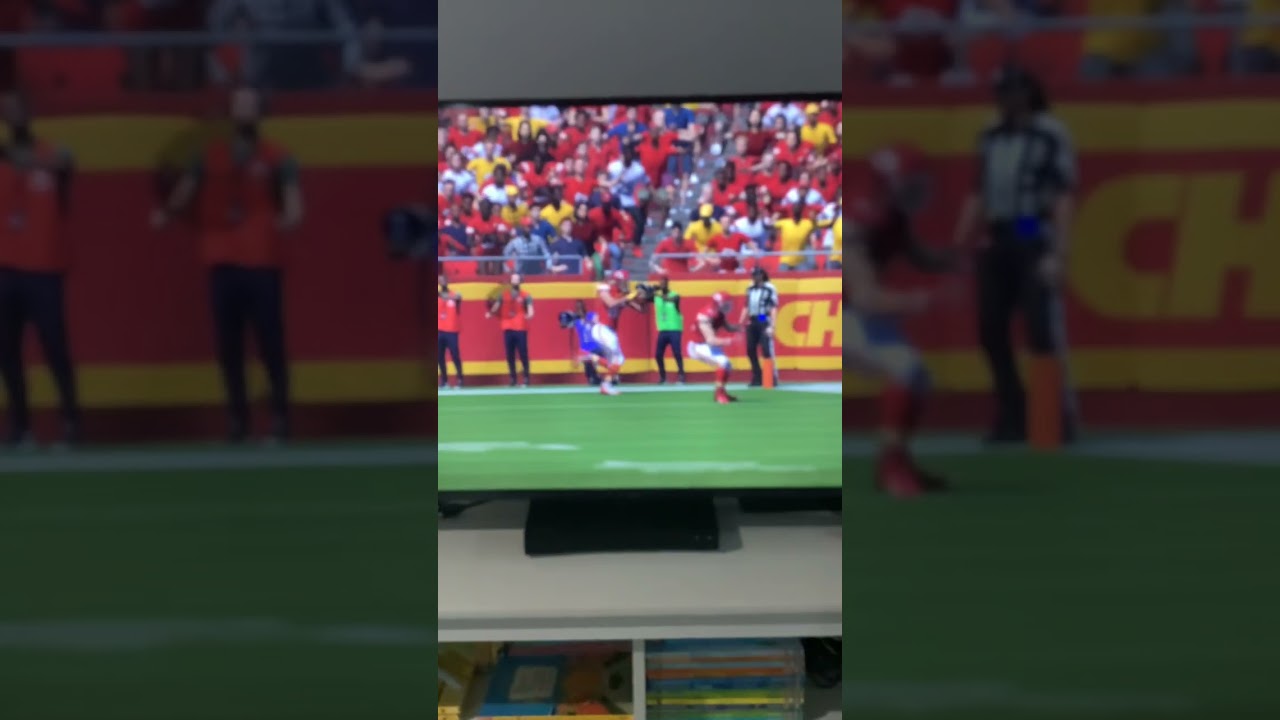 Travis Kelce = goat 🐐