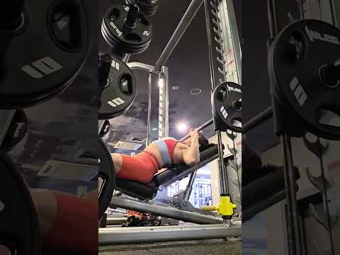 <strong>가슴운동</strong> ~~