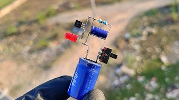 No Battery! Light Up an LED Using Only a Capacitor – New Hack!