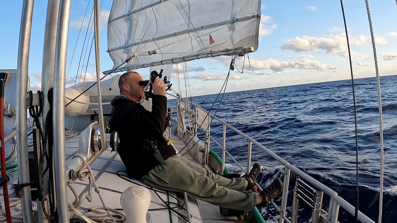 YESSSSS!! We are FINALLY HOISTING OUR SAILS for the Crossing Of The Gulf of Mexico, EP 8.