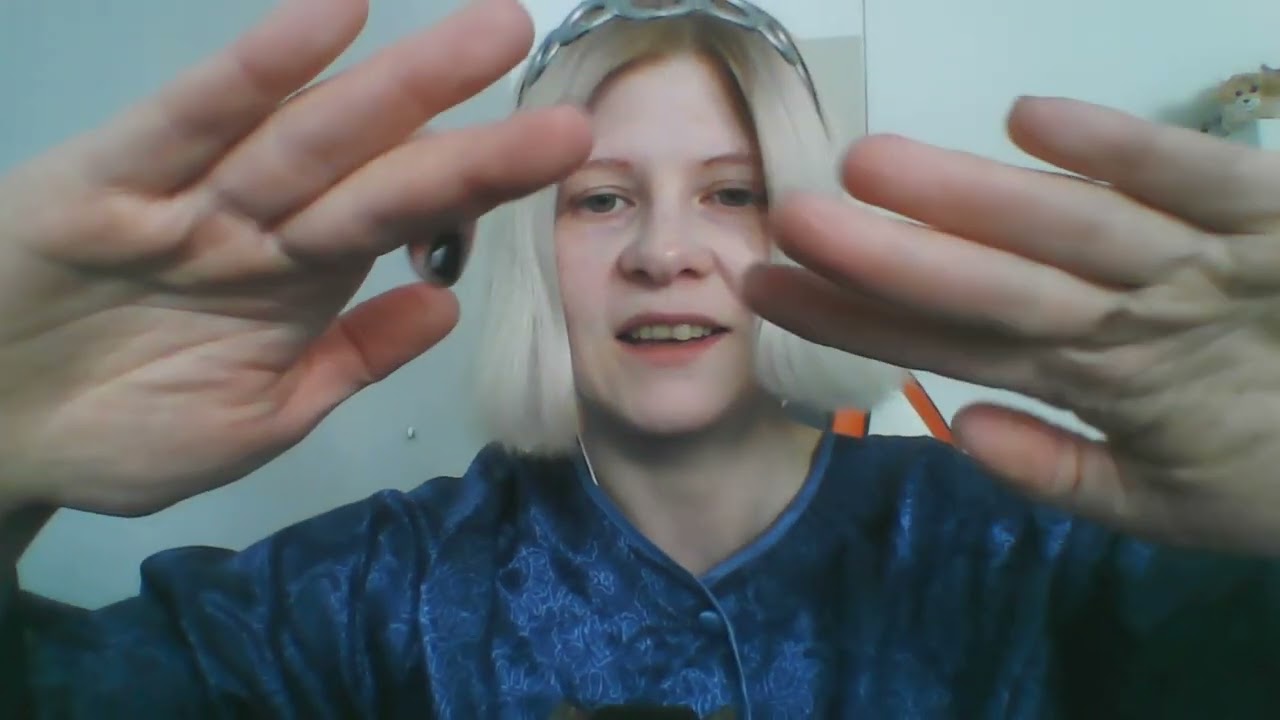 ASMR pohdintaa, puhetta, kuisketta, jutustelua, ja kiiltävä aaltopahvi