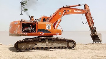 Caterpillar 6015B Excavator Loading Trucks Non Stop For 3 Hours - Mega Machines Movie
