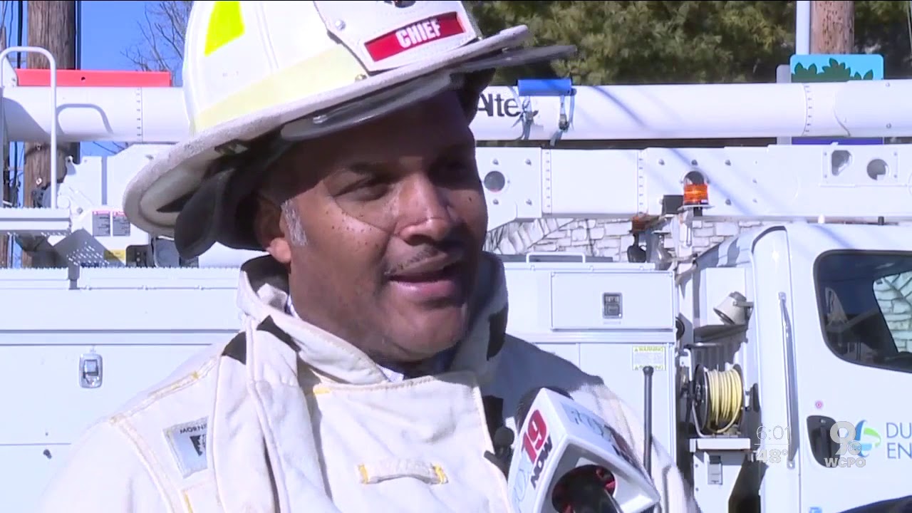 Large fire at East Price Hill apartments displaces tenants YouTube