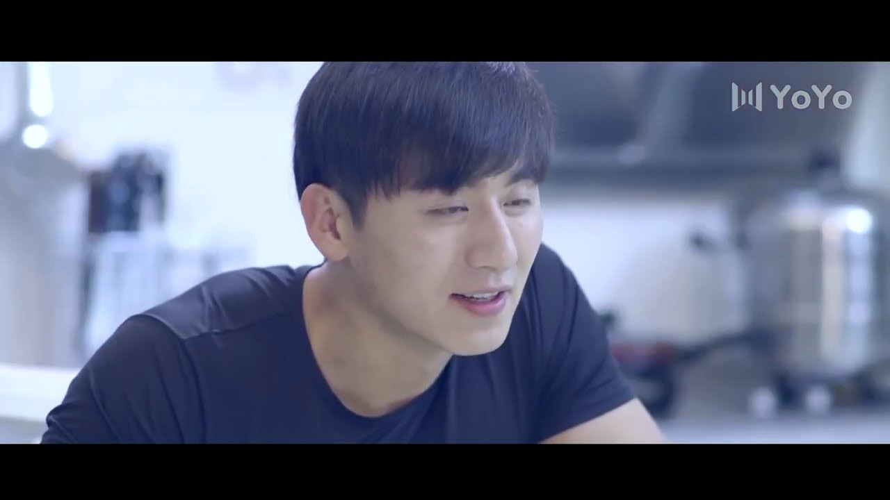 Начальник не выдержал искушения молодого человека и всю ночь занимался с ним сексом