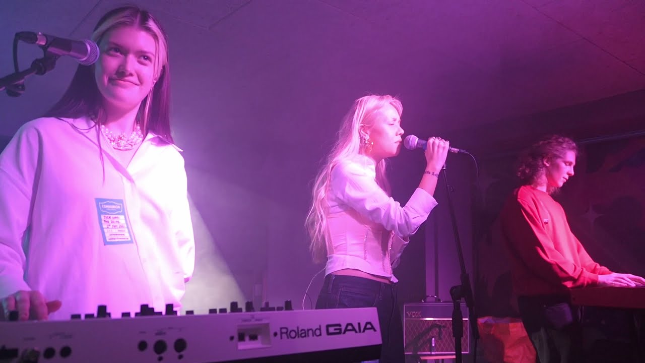 Josie Man - Stormy Skies (Diamonds) at The Social, Fitzrovia, London