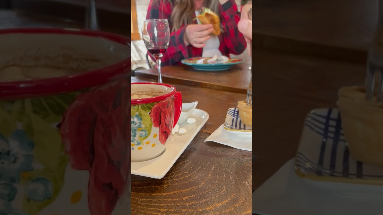 🧀💐Brie-lieve it! Makkink's Flower Farm joins the Cheese Trail w. blooms & their Cranberry Brie 🥐