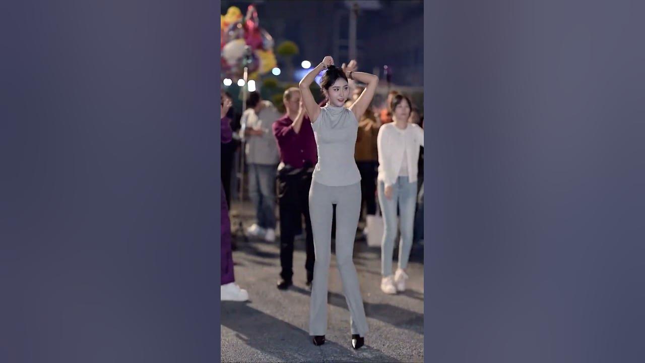 Traditional dances of Tibetan girls on the streets at night #60