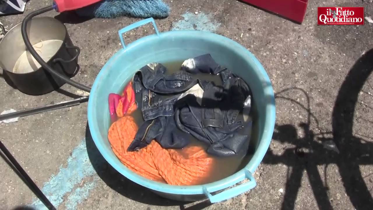Roma, boom di italiani che vivono in roulotte “Facciamo la vita da rom, ma noi siamo poveri di serie
