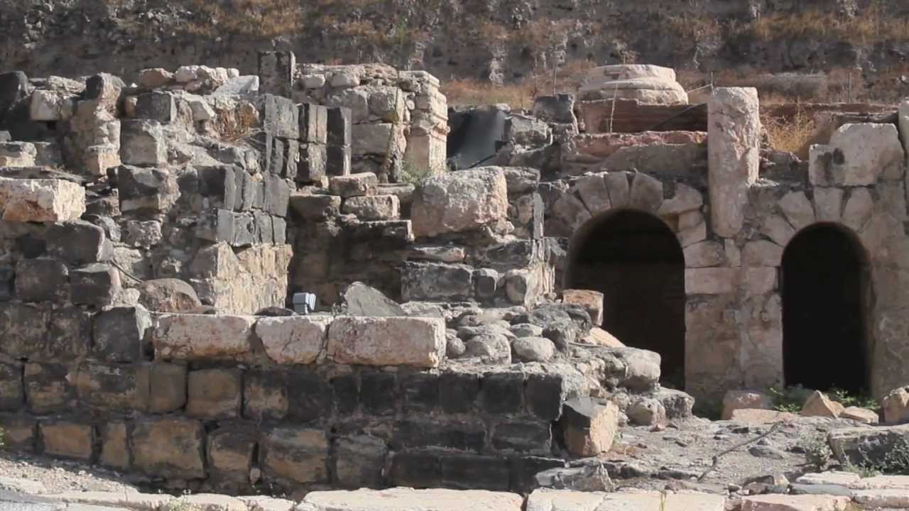 Secret Tunnels below Jerusalem and LEHI's exodus YouTube