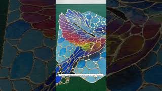 Napkin fluidart bird with golden cells