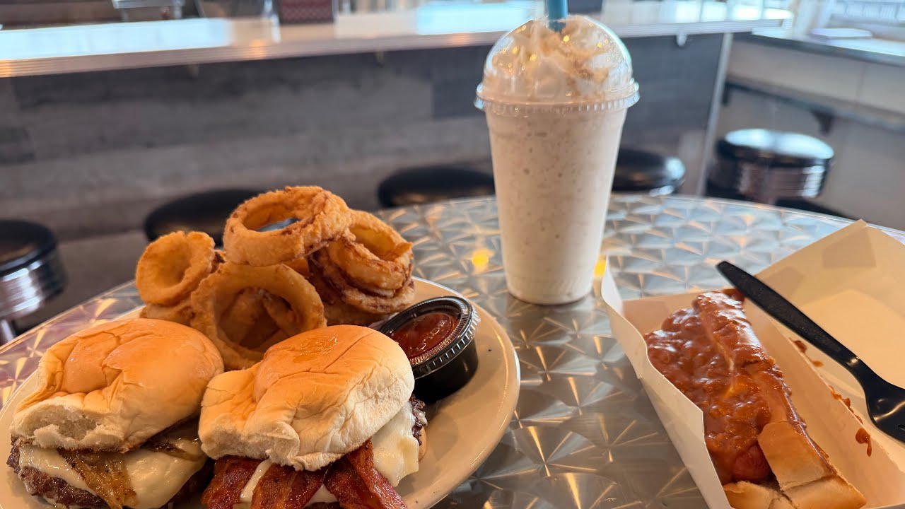 White Hut—West Springfield, Massachusetts