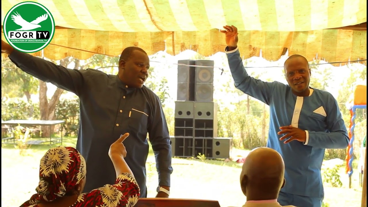 REV JEREMIAH OGALO Chakruok 17:2 eka anatim kodi singruok, kendo nami nyikwayi bed mogundho.”