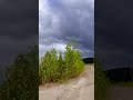 Облака над Доусоном-сити, Юкон, Канада, почти лето
