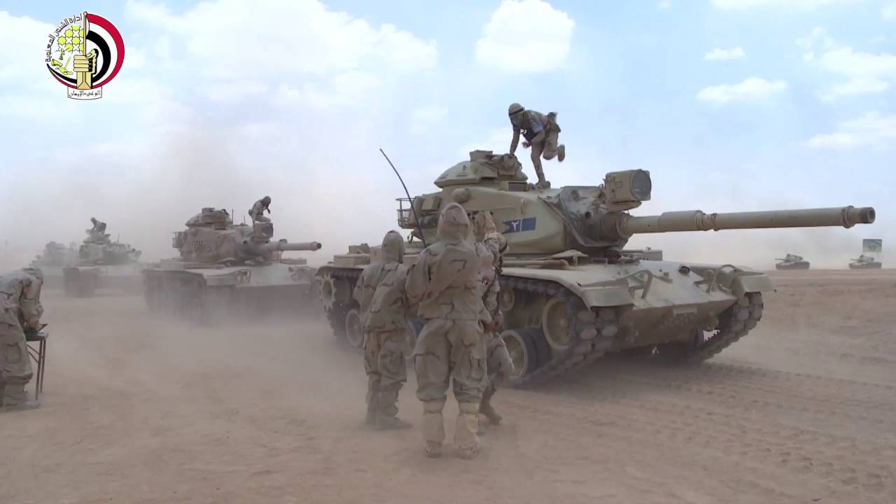 الفريق أول صدقى صبحى يشهد البيان العملى 