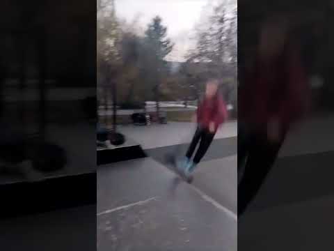 #рекомендации #топ #самокат #трюки #kickscootershop #kss #tricks #park +1 в копилочку😈😈