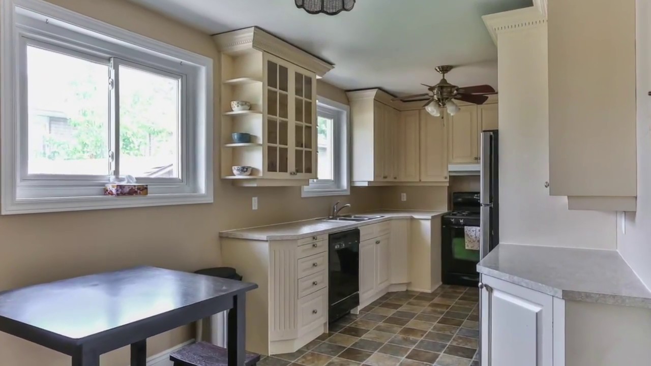 131 Lundy's Lane, Newmarket ON YouTube