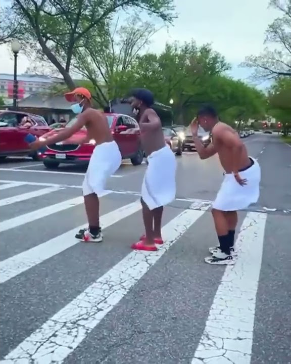 Americans Dancing To Woza By Mr JazziQ🤯🤯🤯🔥🔥🔥