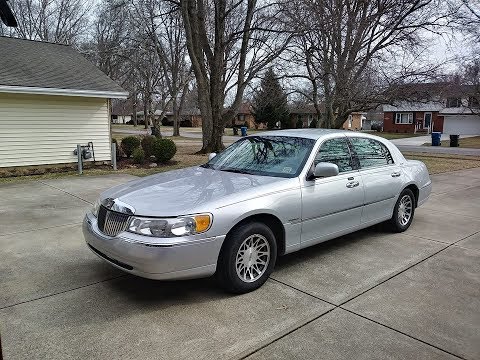 why-would-a-32-year-old-buy-a-lincoln-town-car?