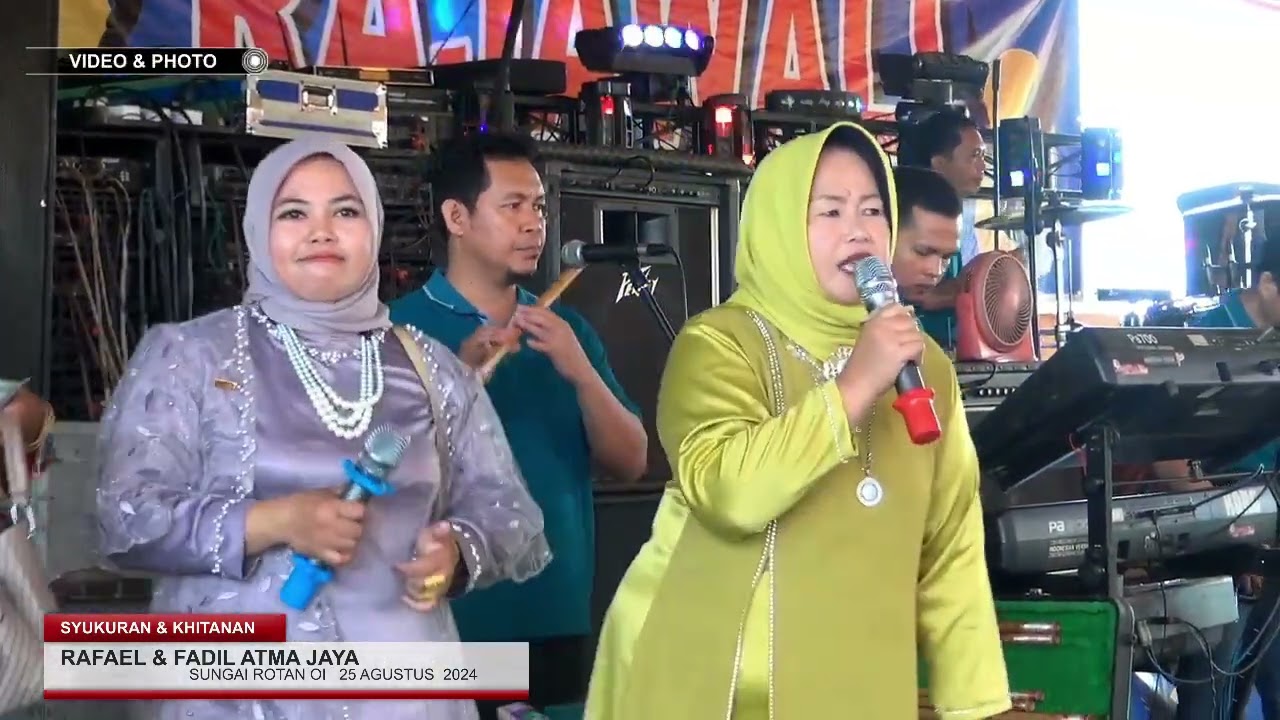 OM RAJAWALI Music @ Show Sungai Rotan. OI. Berdentum Ibu Ibu cakep. Cover Lagu Penantian..