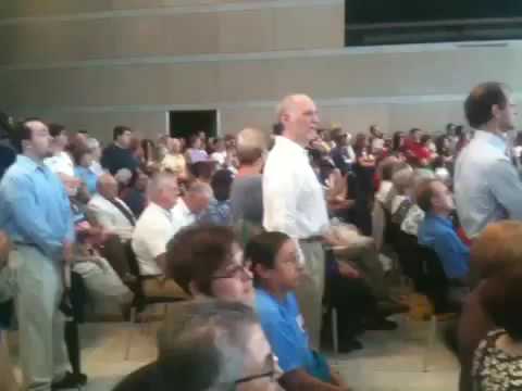 Kathleen Sebelius & Arlen Specter Grilled At Town ...