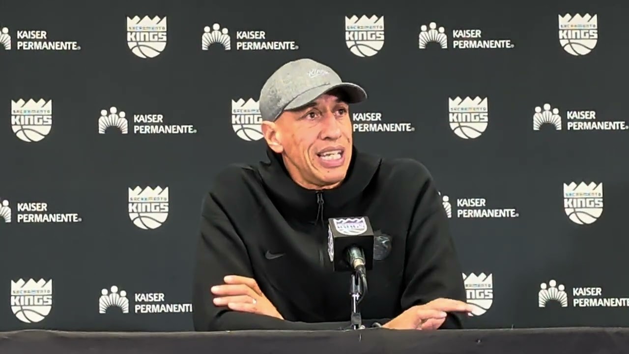The 'Why-Isn't-Keon-Ellis Playing?' Chorus Is Getting Louder for Kings HC Doug Christie