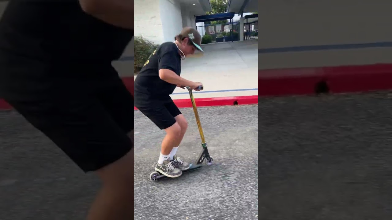 Clean scooter grind 