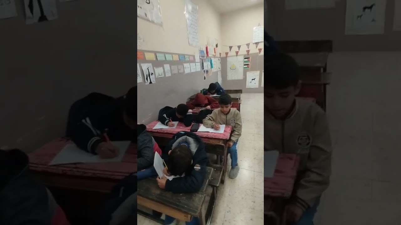 @#حصة إملاء نموذجية .. وأسلوب من أساليب إعطاء الإملاء بالتعاون مع الطلاب في التصحيح