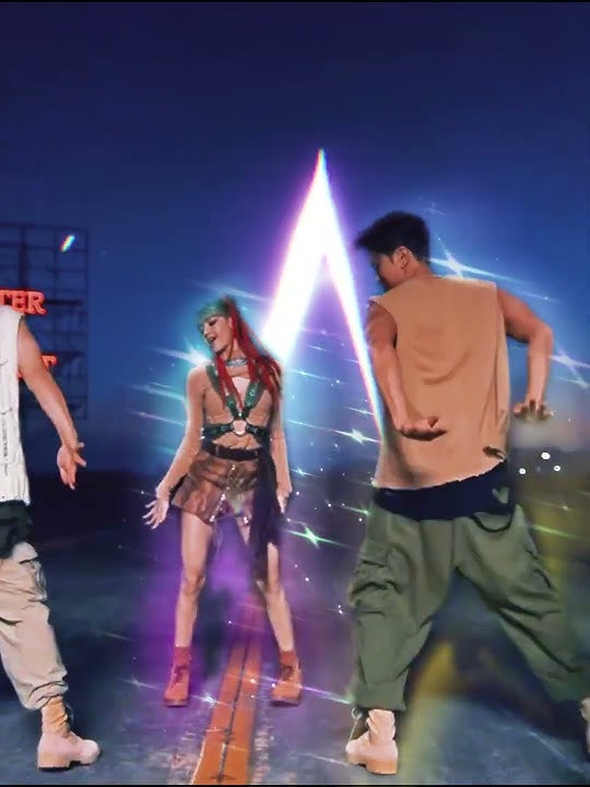 Lisa Slaying as Always 👑#ViralShorts #FYP #QueenLisa #StageQueen #IconLisa #LisaSlay #KpopIdol