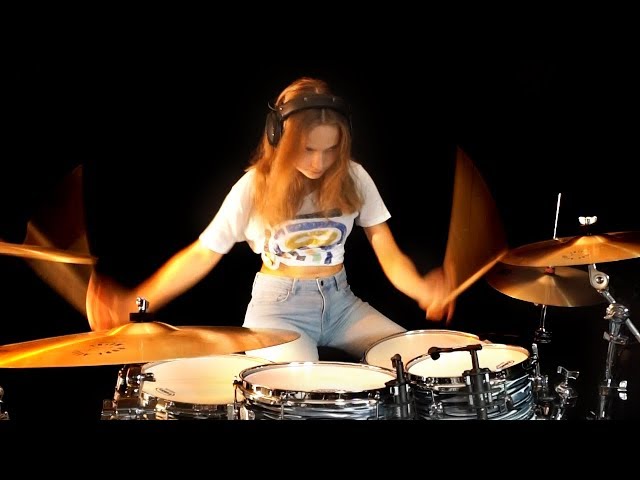 We Are The Champions (Queen); drum cover by Sina class=