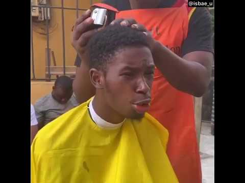 funny-guy-gets-haircut-from-a-wicked-barber