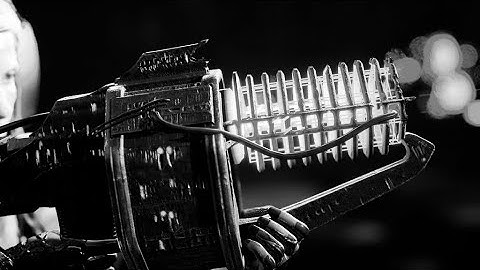 Returnal - Weapon Trait Showcase: Pyroshell Caster w/Streamlined Chamber/Seeking Flares III