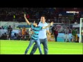 Messi signs autograph for pitch invader fan.mp4