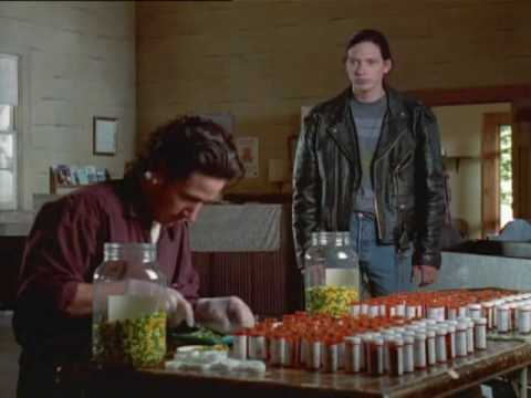 Northern eXposure - Ed Mixes Up the Meds