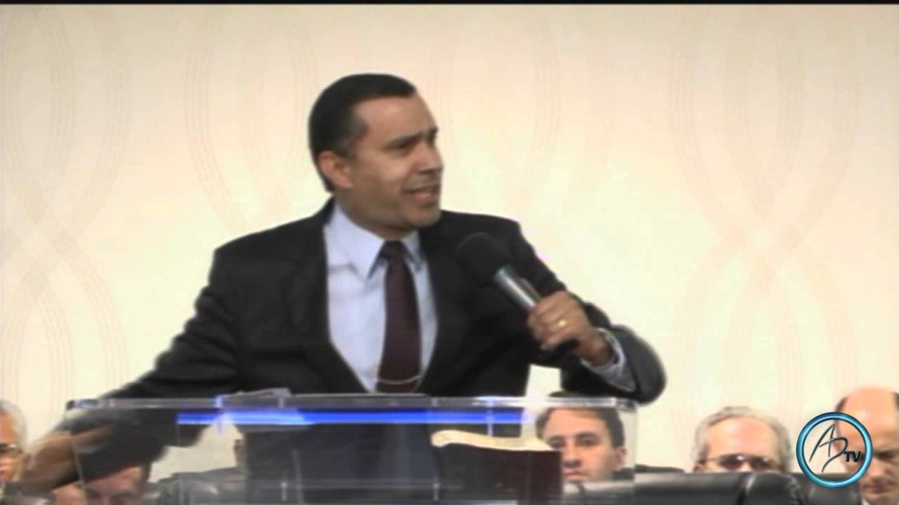 Pastor J. Ferreira - Não estejam ansiosos pois Deus cuida de vocês deus şapka