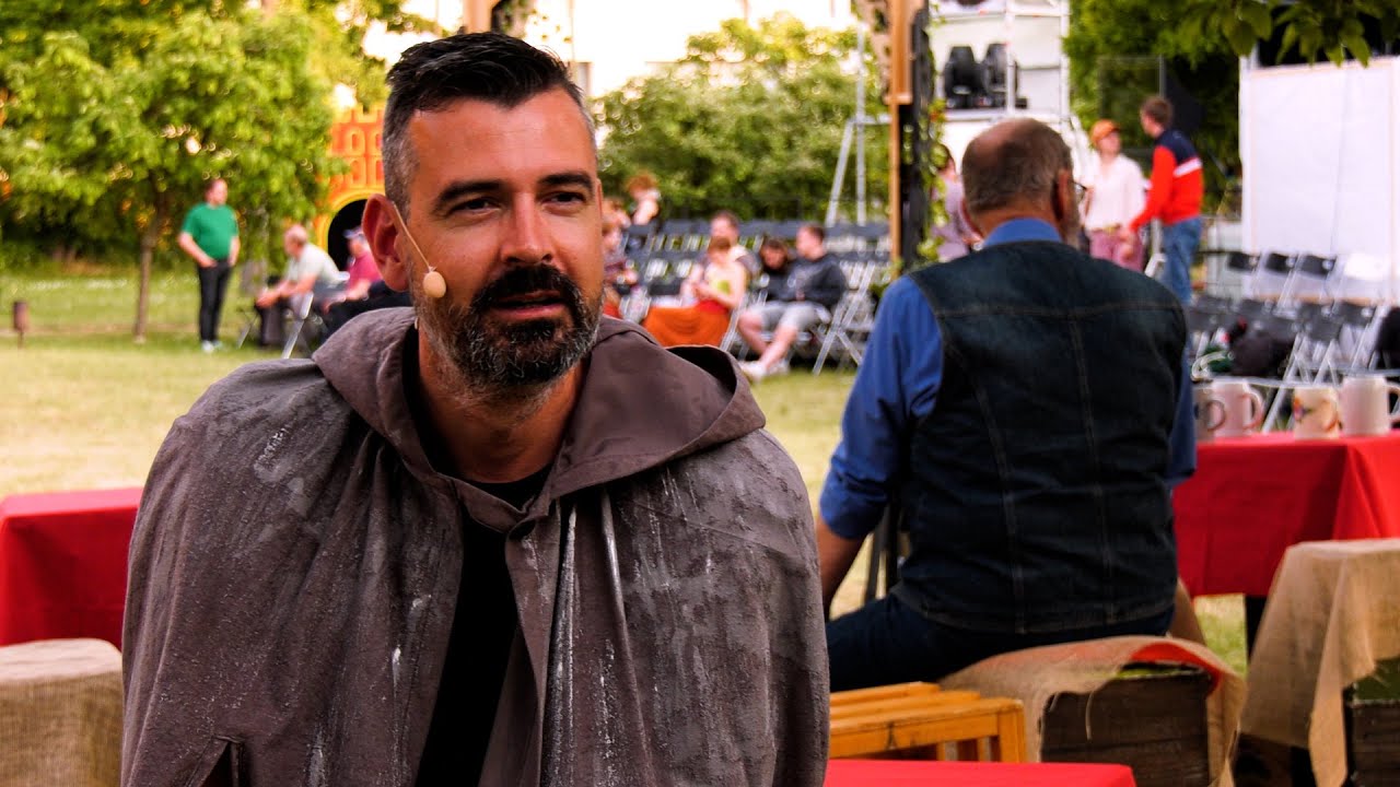 Ritter Roland rettet die Hanse - Ein Einblick in die Proben - YouTube